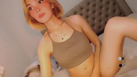 Snapshot of bella_tara chatting on 02/02/25, 02:38 Bella online show from 02/02/25, 02:38