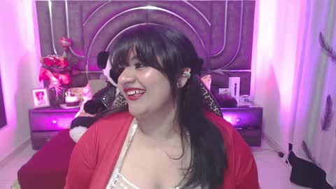 Snapshot of bella_taylor_a chatting on 01/16/25, 12:12  Bella Taylore  online show from 01/16/25, 12:12