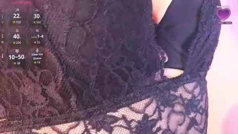 bella_thixx online show from 10/21/25, 05:08