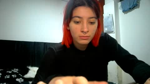 bella_thorne1999 online show from 06/18/26, 11:20