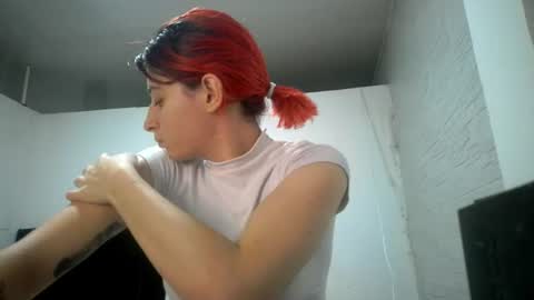 Snapshot of bella_thorne1999 chatting on 07/07/26, 02:36 bella_thorne1999 online show from 07/07/26, 02:36