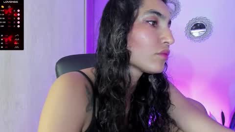 Bella online show from 11/19/25, 11:16