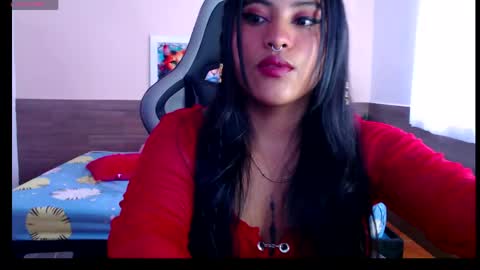 bella_warzon online show from 04/22/26, 08:10