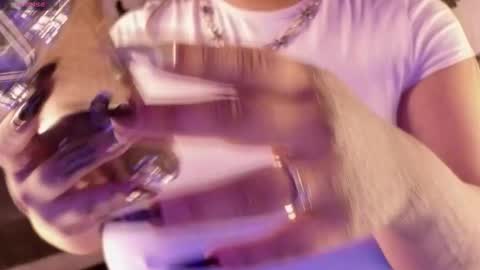 Snapshot of bellaa_miller chatting on 12/05/25, 11:08 Bella online show from 12/05/25, 11:08