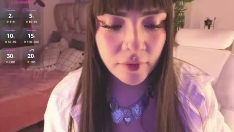 Bella  online show from 12/22/25, 11:40