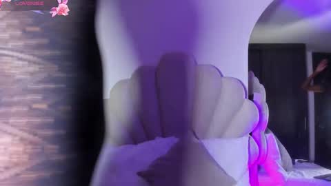 Bella Dajud online show from 10/02/25, 10:33