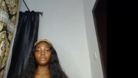 bella online show from 10/10/25, 05:23