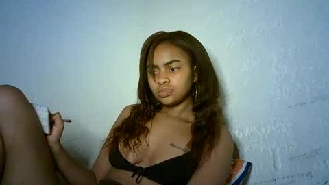 Bella online show from 01/19/25, 10:39