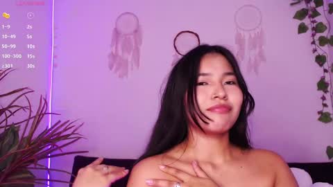 Snapshot of bellabills chatting on 02/10/25, 02:08 Bella online show from 02/10/25, 02:08