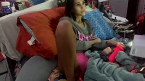 Snapshot of bellaboo999 chatting on 11/26/25, 01:56 bellaboo999 online show from 11/26/25, 01:56