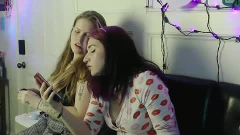 BellaButterflyy online show from 01/22/25, 07:35