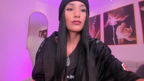  Bella C  online show from 01/31/25, 03:22