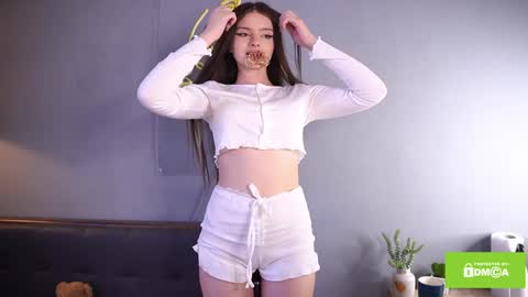 Snapshot of bellacle chatting on 01/30/25, 10:50 Bella I took a vacation and Ill be back on December 18th So dont lose me To keep in touch I have a TG - you can find below online show from 01/30/25, 10:50