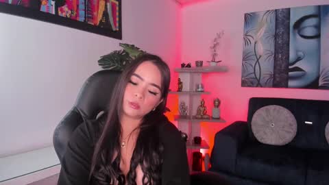 Snapshot of belladiamond18 chatting on 02/22/25, 10:20 TELL ME GODDESS NEXT Transmission 01122024 9PM TO 4AMColombian hour THANKS Follow me online show from 02/22/25, 10:20