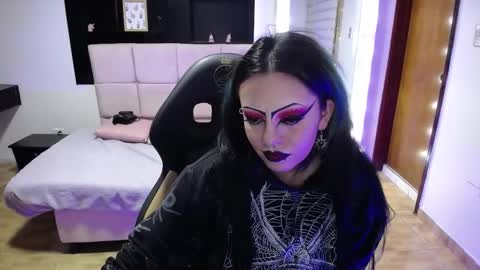 belladona_trix online show from 11/01/25, 11:51