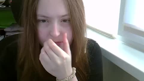 Charming Hamster  online show from 11/23/25, 11:54