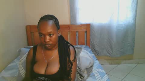 Snapshot of bellalure33 chatting on 10/26/25, 11:16 Bella online show from 10/26/25, 11:16
