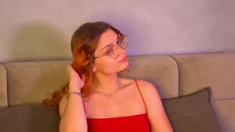 BellaMarebelle online show from 10/09/25, 04:32