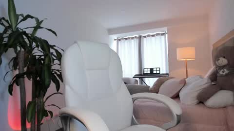 Bella Mia online show from 03/01/25, 05:16