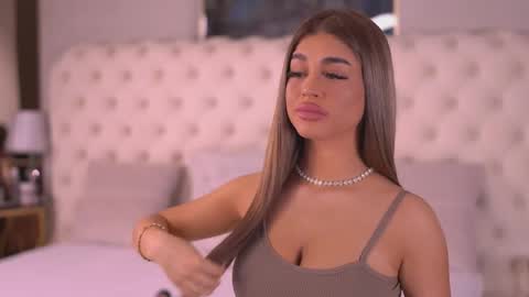 Bella online show from 04/02/26, 06:16