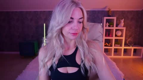 Bella online show from 04/21/26, 06:09