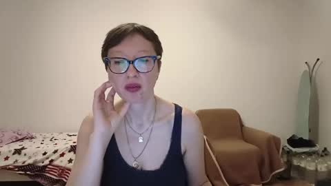 Snapshot of bellarose_2020 chatting on 06/06/26, 07:07 Emma online show from 06/06/26, 07:07