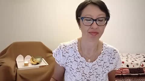 Emma online show from 07/29/26, 07:23