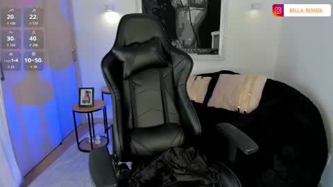 CALL ME BELLA online show from 01/12/26, 02:39