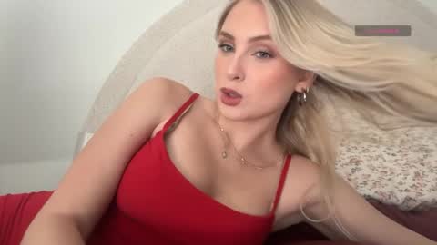Snapshot of bellaryderr chatting on 05/07/26, 09:20 Isabella Ryder online show from 05/07/26, 09:20