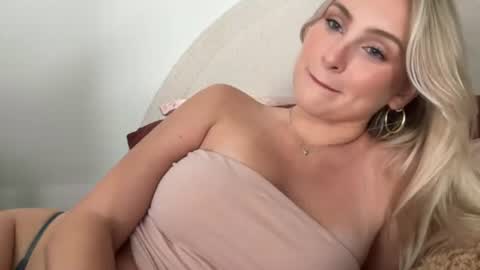 Snapshot of bellaryderr chatting on 07/30/26, 10:20 Isabella Ryder online show from 07/30/26, 10:20