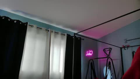 Snapshot of bellaskeykeeper chatting on 02/24/26, 11:58 Bellaskeykeeper online show from 02/24/26, 11:58