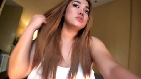 BELLA JONES online show from 04/19/26, 03:11