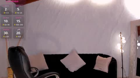Bella online show from 06/21/26, 04:26