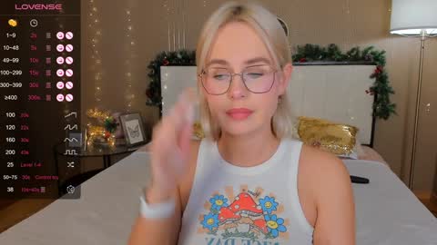 Bella online show from 01/19/25, 04:01