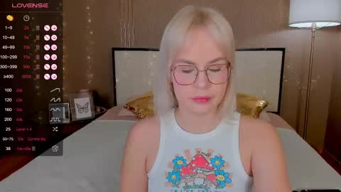 Bella online show from 03/02/25, 12:53