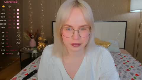 Snapshot of bellatip chatting on 01/17/26, 12:48 Bella online show from 01/17/26, 12:48