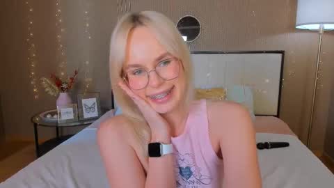 Snapshot of bellatip chatting on 02/03/26, 06:40 Bella online show from 02/03/26, 06:40