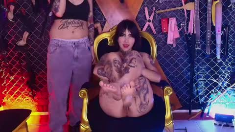 Snapshot of bellatrix_infernal_bdsm chatting on 05/19/26, 11:55 bellatrix_infernal_bdsm online show from 05/19/26, 11:55