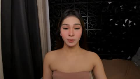 Snapshot of bellatrixnoir69 chatting on 06/27/26, 04:28 bella online show from 06/27/26, 04:28