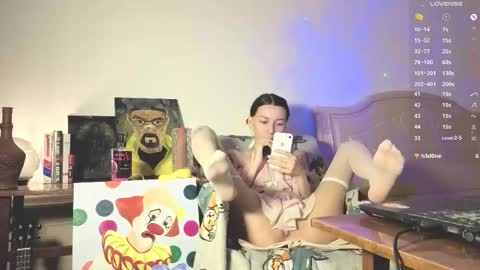 MY OLD PAGE IS NO LONGER. THIS IS MY NEW online show from 10/22/25, 10:09