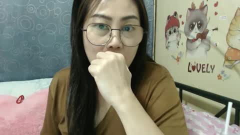 Bella online show from 02/03/25, 11:42