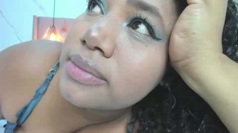 belle online show from 11/20/25, 09:25