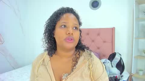 Snapshot of belle_brunette chatting on 01/16/26, 11:25 belle online show from 01/16/26, 11:25