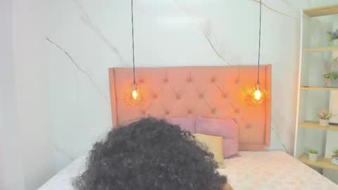 Snapshot of belle_brunette chatting on 02/08/26, 12:30 belle online show from 02/08/26, 12:30