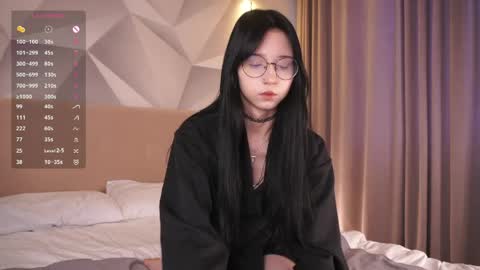 Snapshot of belle_phine chatting on 04/26/26, 07:06 Bea online show from 04/26/26, 07:06