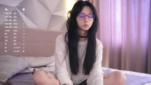 Snapshot of belle_phine chatting on 05/14/26, 06:53 Bea online show from 05/14/26, 06:53