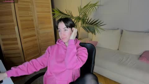 Bella online show from 02/28/25, 02:20