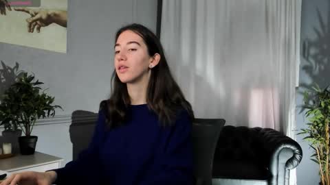 Bella online show from 09/14/25, 05:28