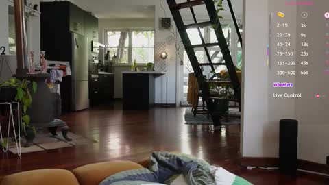 BELLE   online show from 11/23/25, 01:49