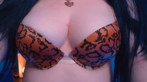 Hello I am kind friendly and cute girl online show from 12/27/24, 09:43